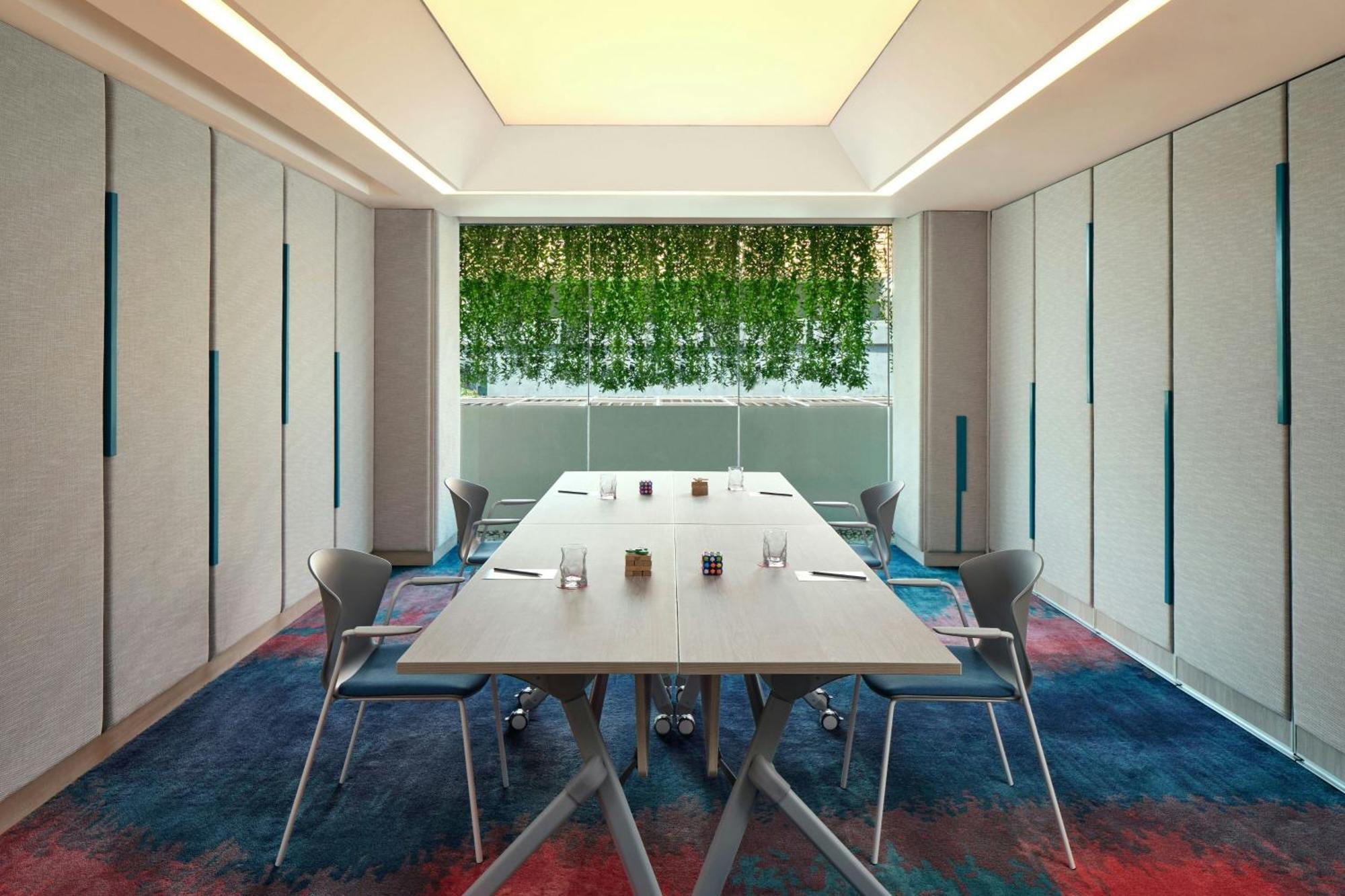 Aloft Bali Kuta at Beachwalk Exterior foto