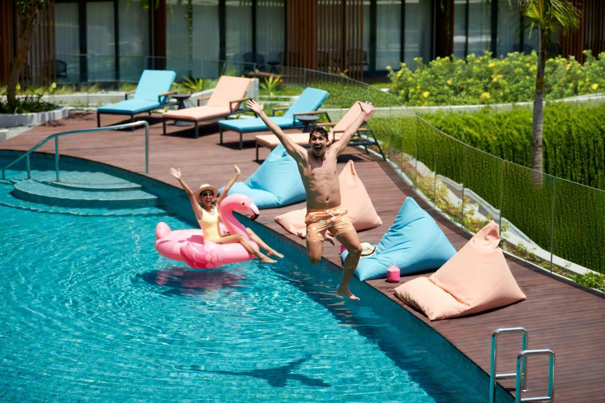 Aloft Bali Kuta at Beachwalk Exterior foto